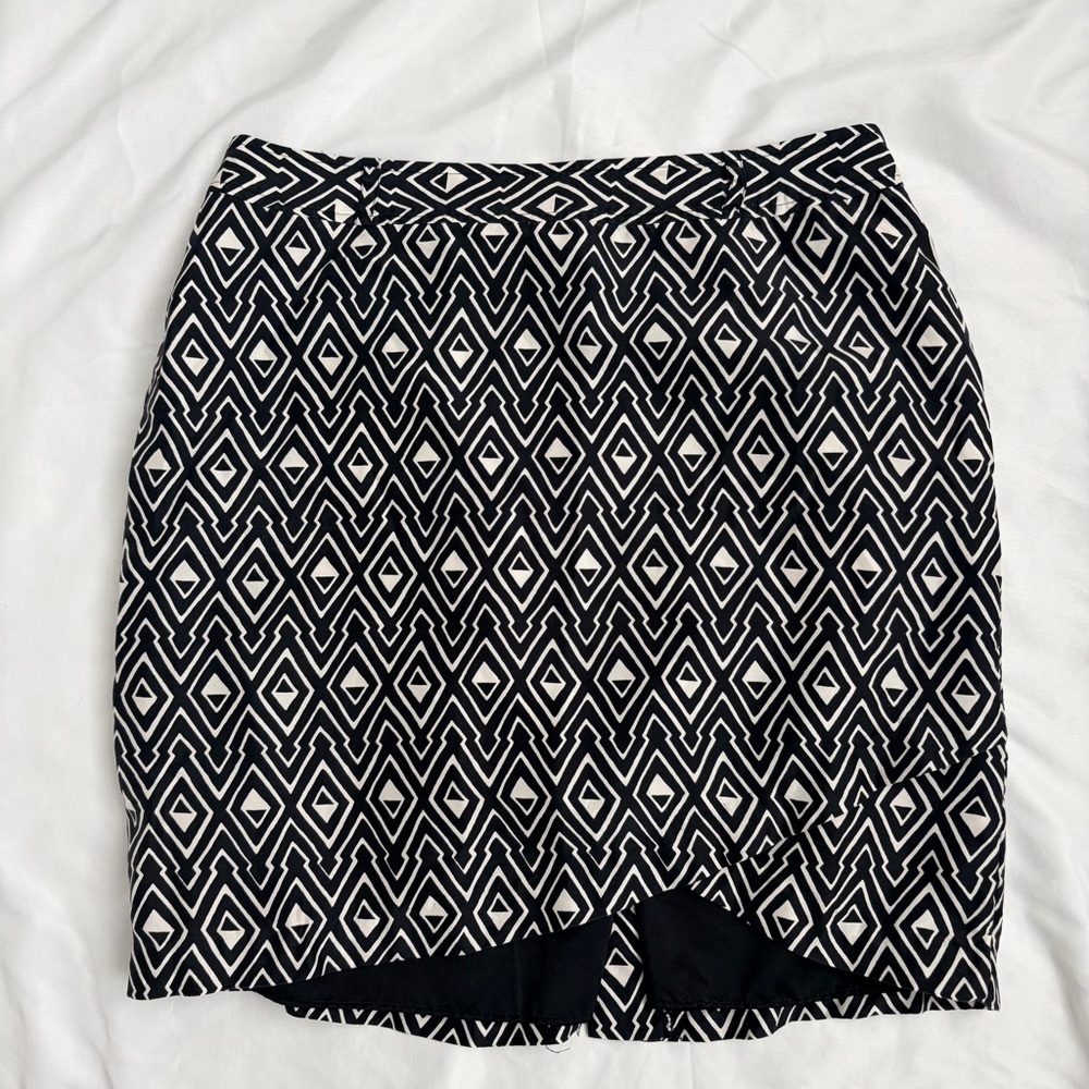 White House Black Market Satin Skirt